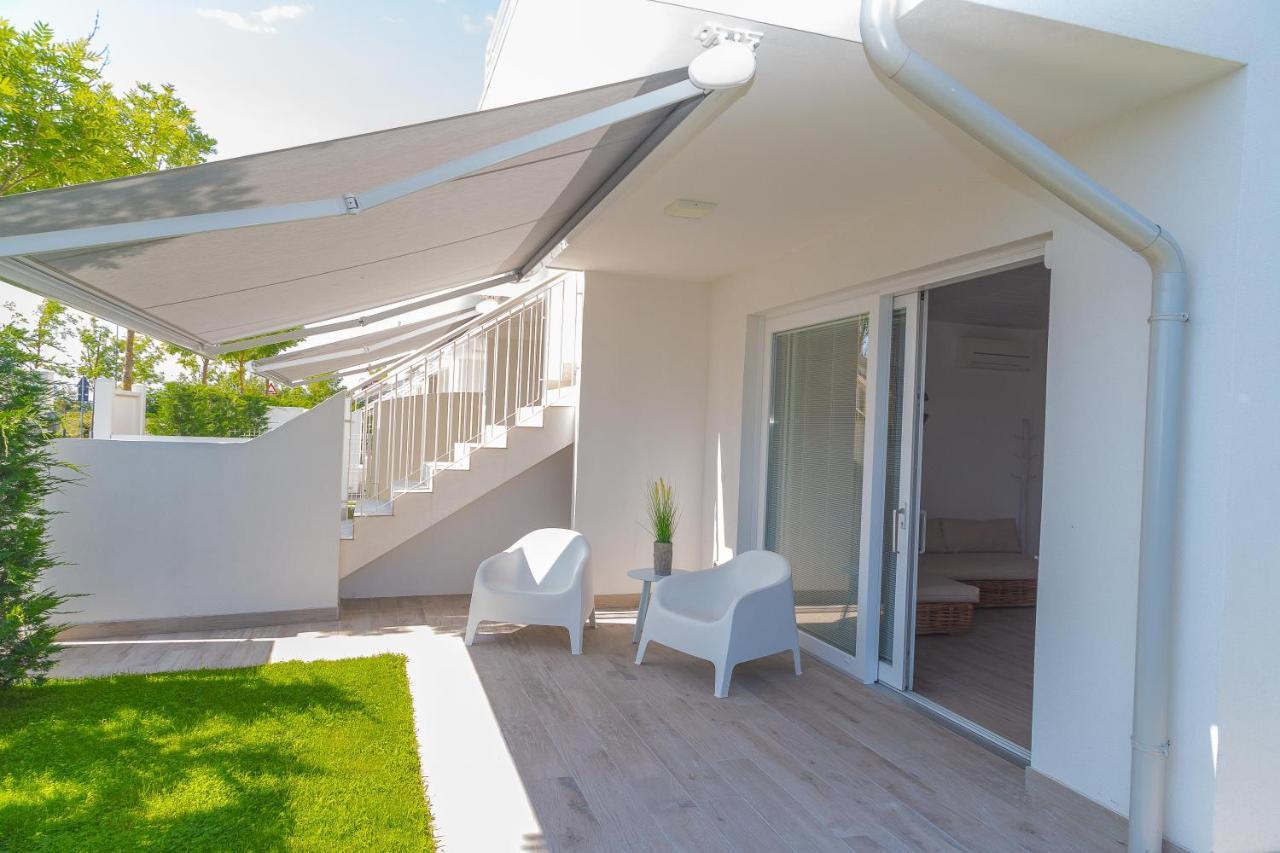 Marina Ponente Aparthotel Τζεσόλο Λίντο Εξωτερικό φωτογραφία